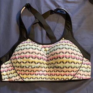 VS Sports Bra